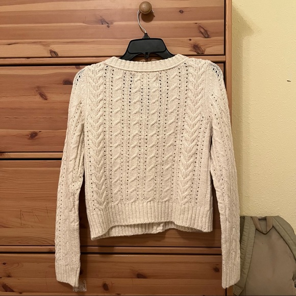 American Eagle Women’s Cream Buttoned Knit Cardigan Size XS - Picture 2 of 2